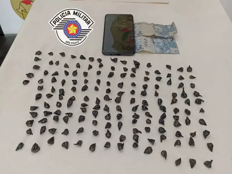 Fala Matao - Traficante é preso com 160 pedras de crack no Bairro Alto em Matão