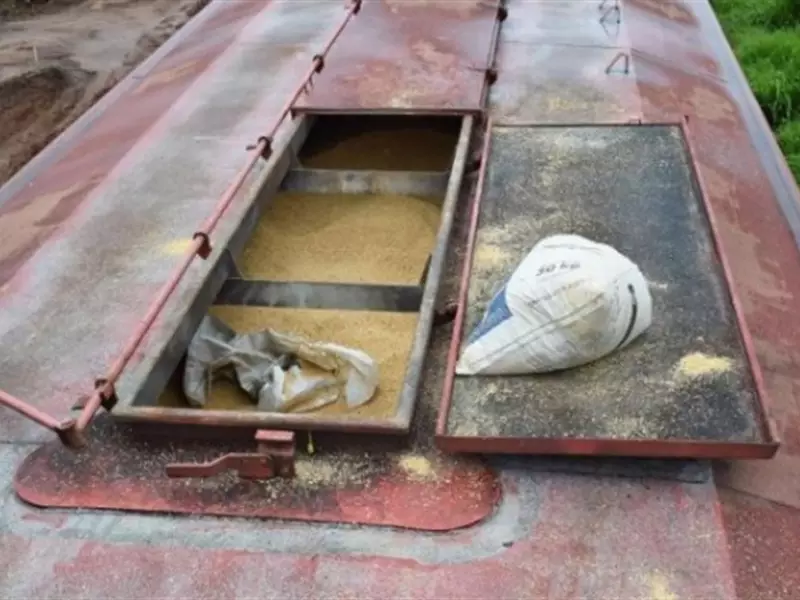 Fala Matao - PM prende seis indivíduos por furto de 3 toneladas de soja da Rumo na Rodovia Brigadeiro Faria Lima