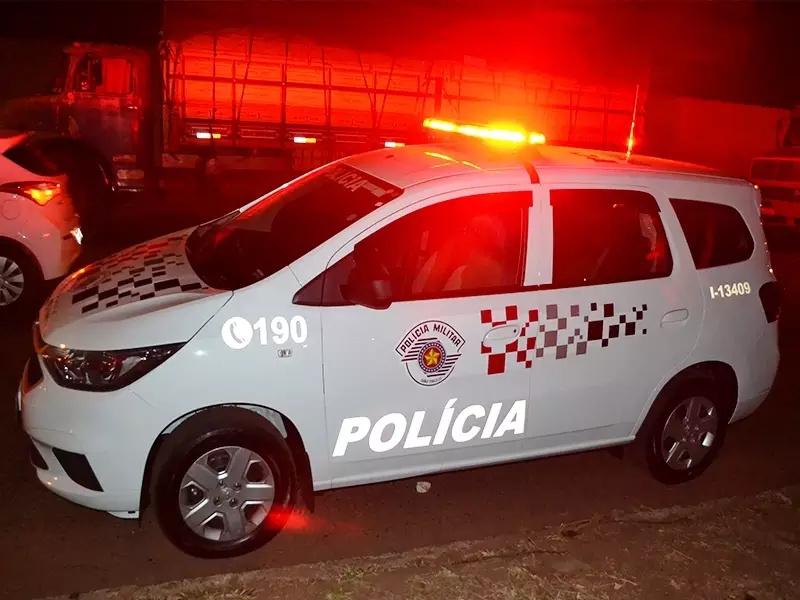 Fala Matao - Resumo policial - Furto em dois estabelecimentos comerciais e Hilux recuperada pela PM em Matão