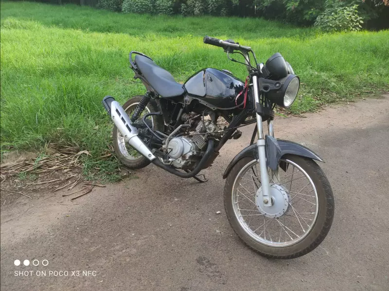 Fala Matao - Motocicleta furtada foi localizada próximo a Rodovia do Trabalhador em Matão