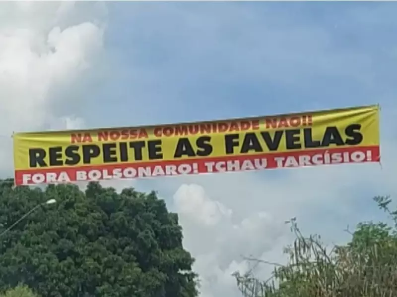 Fala Matao - Crime organizado espalha faixas contra Bolsonaro e Tarcísio em várias cidades em SP