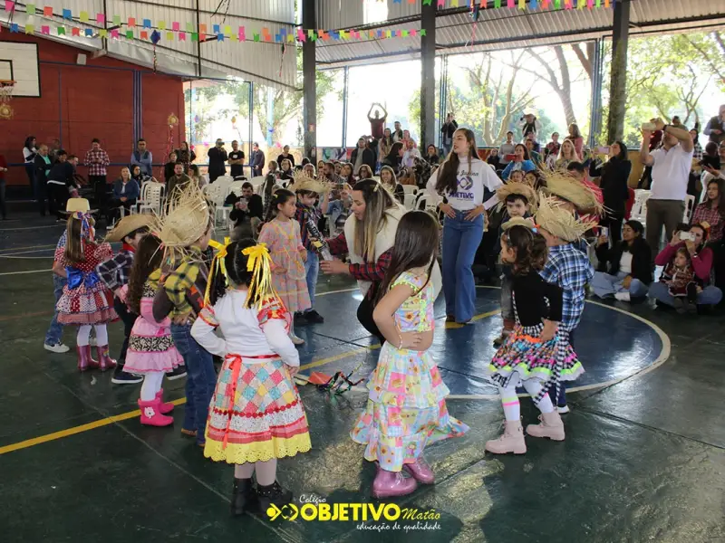 Fala Matao - FOTOS - Colégio Objetivo Matão realizou sua tradicional Festa Junina