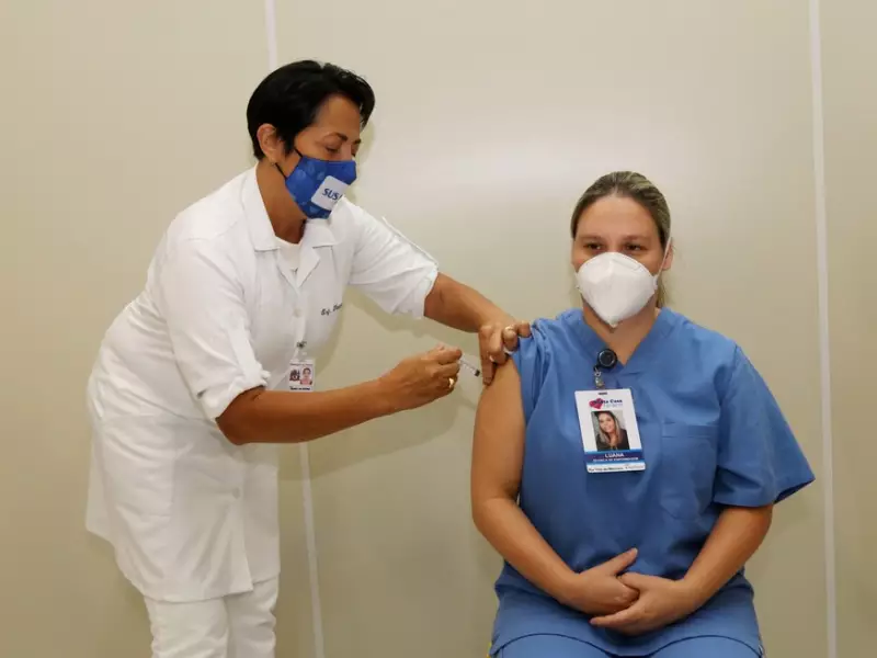 Fala Matao - Matão inicia aplicação da terceira dose da vacina Covid-19 em profissionais da Saúde