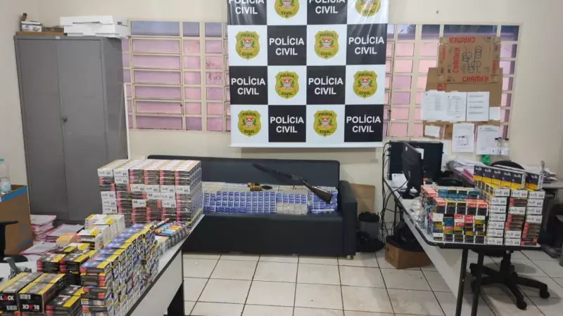 Fala Matao - Polícia Civil de Matão e Deic de Ribeirão Preto apreendem arma, munições, cigarros e prendem um homem