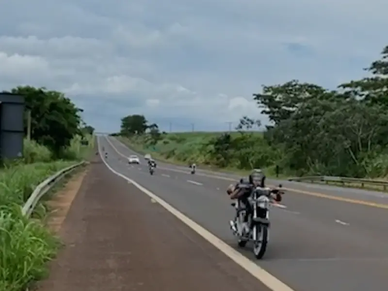 Fala Matao - Vídeo mostra acidente que matou motociclista em Araraquara