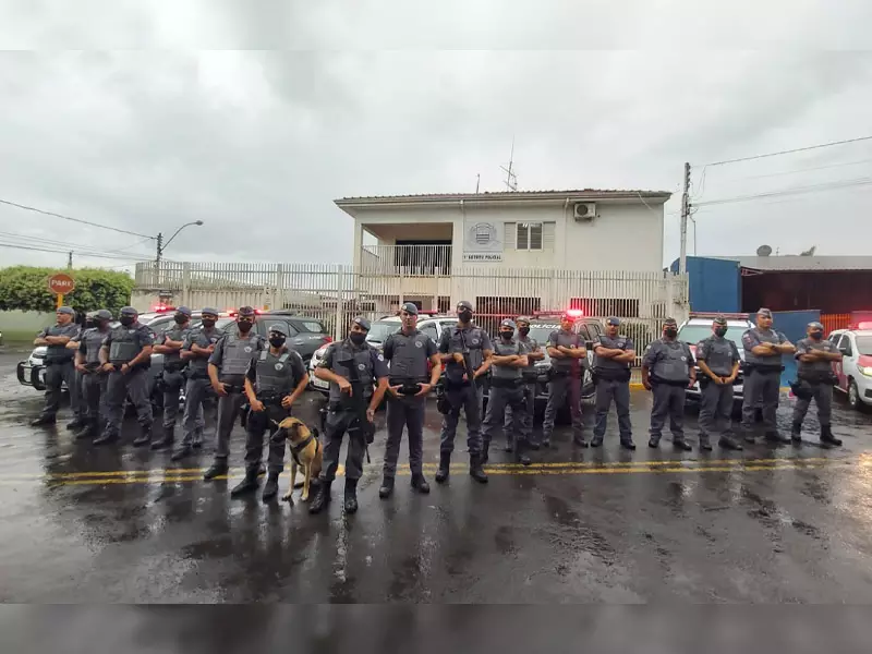 Fala Matao - BAEP, Força Tática, Canil e equipe de patrulhamento prendem 4 pessoas em Matão