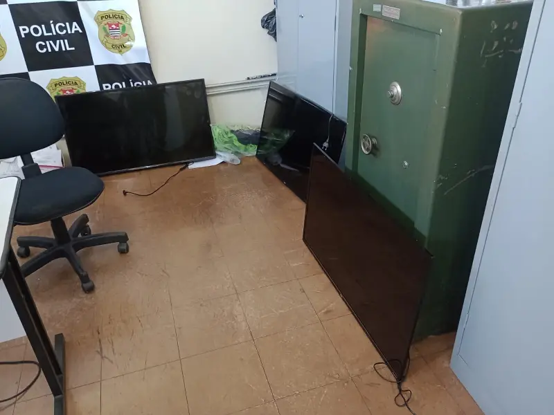 Fala Matao - PM recupera TVs roubadas em creche e escola em Santa Ernestina