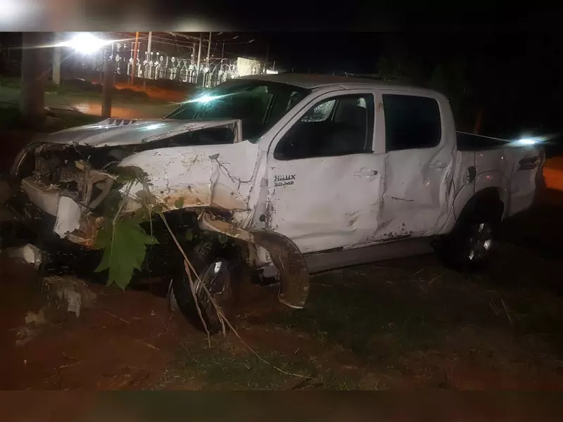 Fala Matao - Roubo de caminhonete em Matão termina com o veículo no Rio São Lourenço, troca de tiros e autor apreendido pela PM